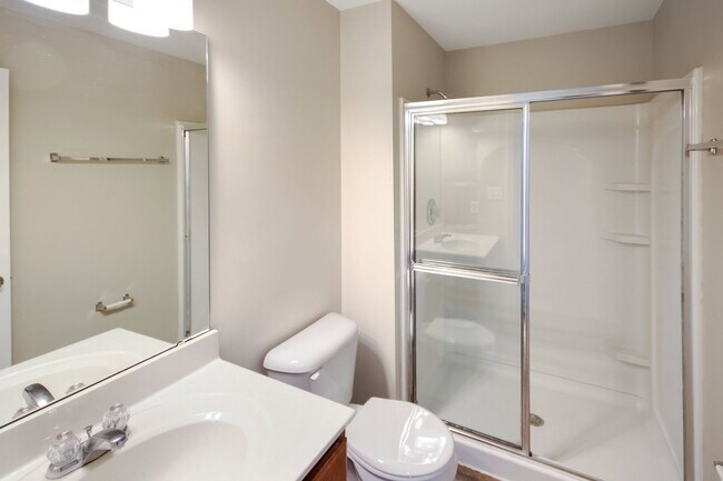 Building Photo - 30 Stonewall Creek Ct