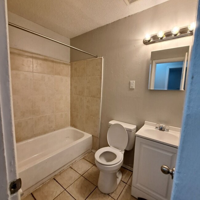 Building Photo - 4328 Arrow Cove