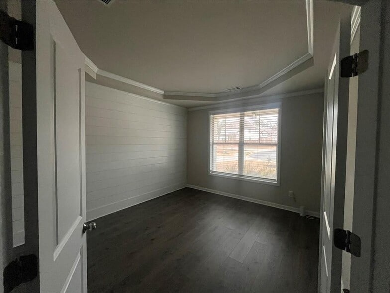 Building Photo - 408 Elkhorn Gln Ct