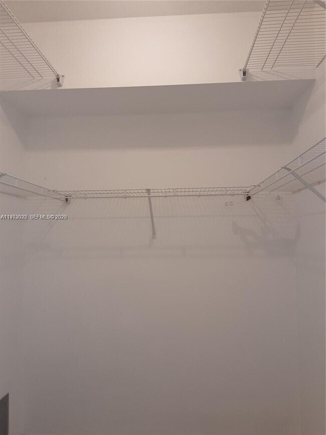 Building Photo - 140 S Dixie Hwy