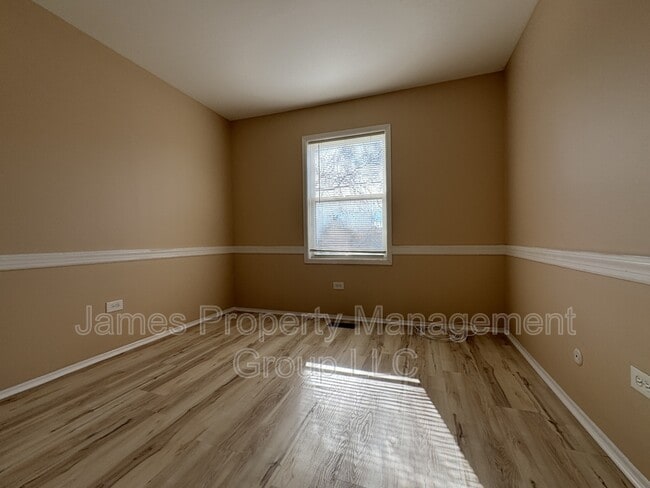 Building Photo - 1062 Hampton Harbor