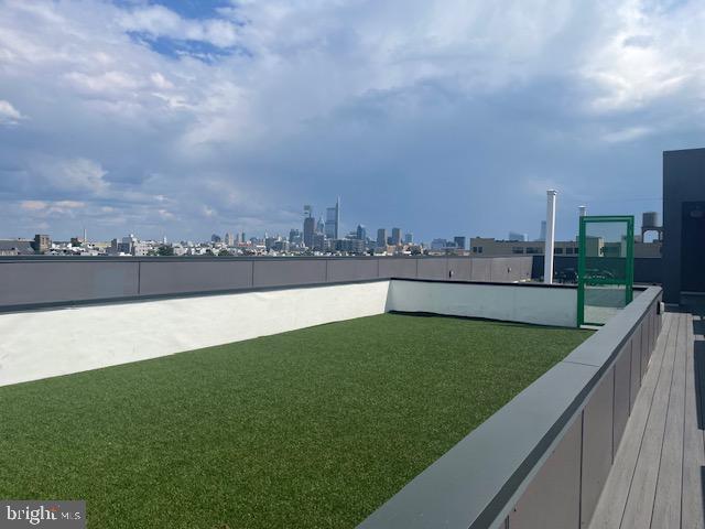 Building Photo - 1501 N 31st St