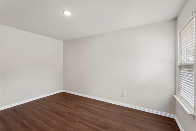 Building Photo - 2208 Sayle St