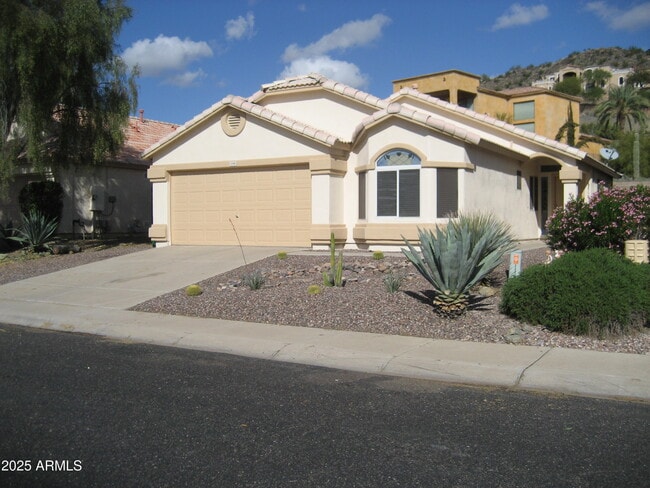 Primary Photo - 2108 E Rosemonte Dr