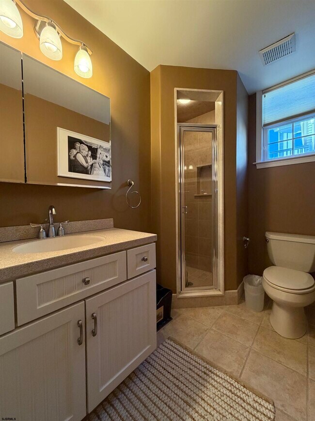 Building Photo - 26 S Coolidge Ave