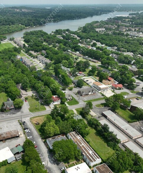 Building Photo - 126 Walton Ferry Rd