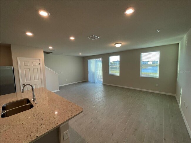 Building Photo - 2484 Sweet Viburnum Wy