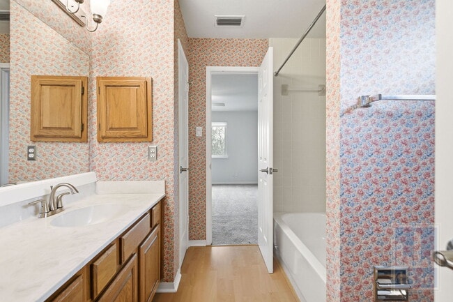 Building Photo - 9003 Scottish Pastures Dr