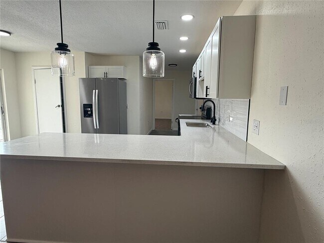 Building Photo - 6202 Brandon Cir