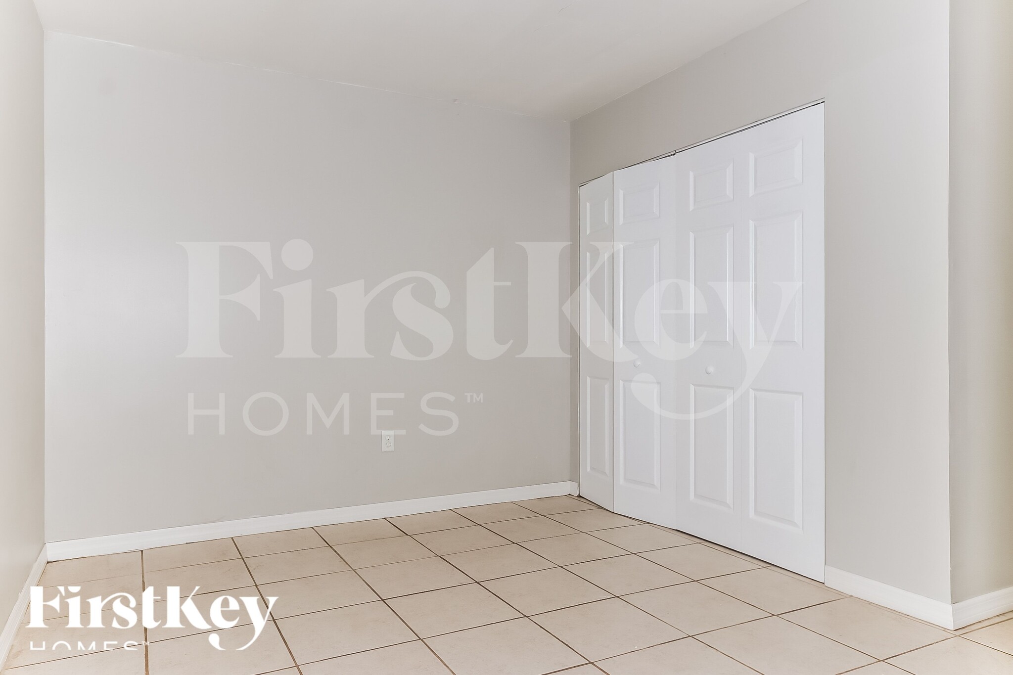 Building Photo - 438 SE Streamlet Ave