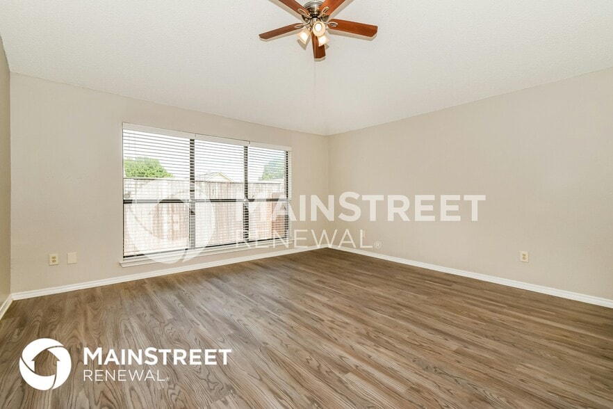 Building Photo - 6820 Moccasin Dr