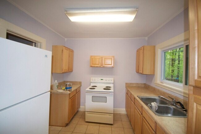 Building Photo - 510 Vineyard Rd