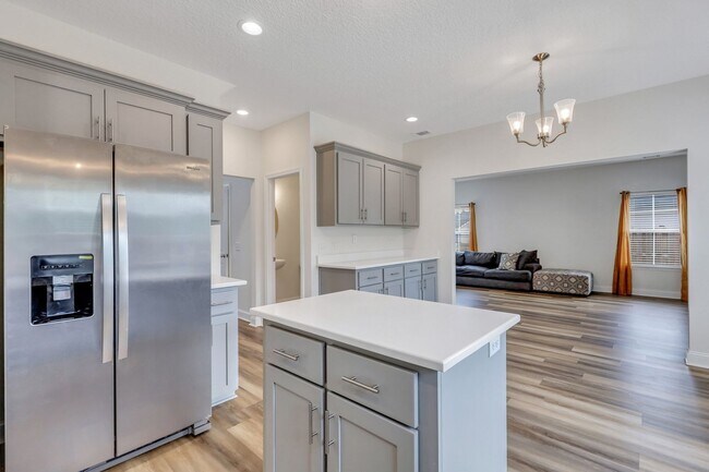 Building Photo - COMING JUNE 2026! (Pet Friendly)