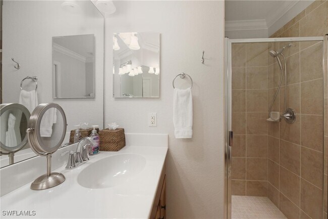 Building Photo - 9844 Venezia Cir