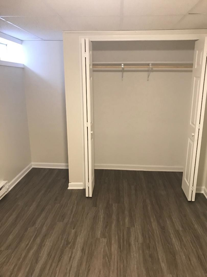 Building Photo - 245 Colonial Ave