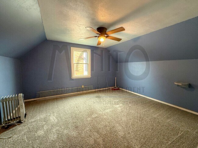 Building Photo - Beautiful Shadle Area Home