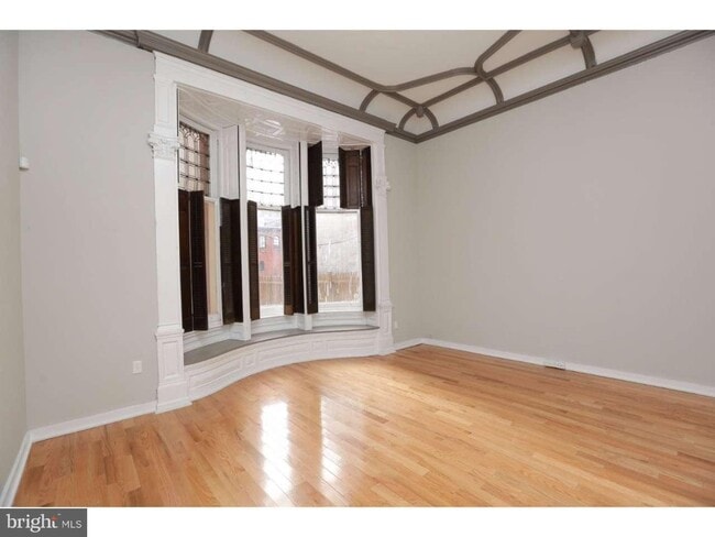 Building Photo - 2006 Walnut St