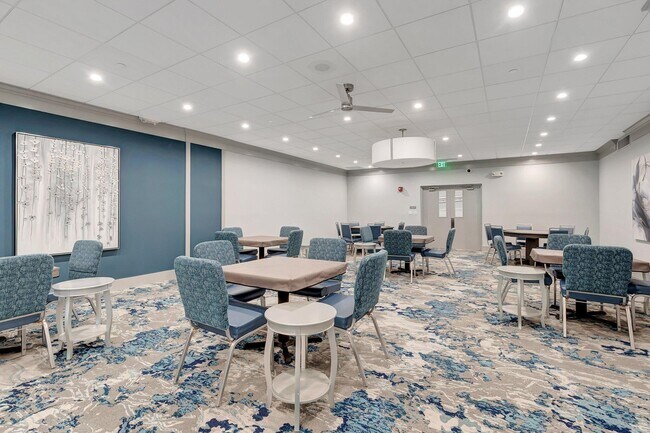 Building Photo - 7280 Amberly Ln