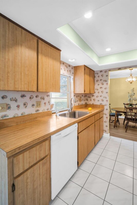 Building Photo - 2967 Macalpin Dr N