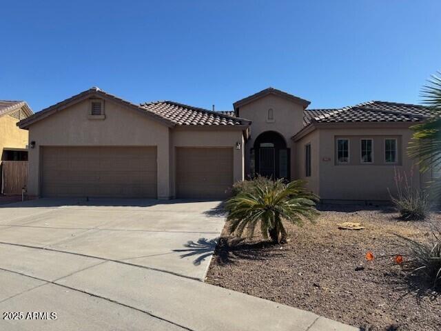 Building Photo - 9811 E Naranja Ave