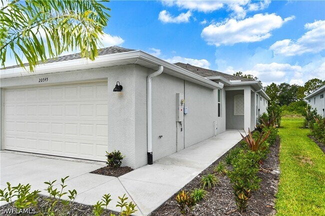 Building Photo - 20545 Hazelnut Ct
