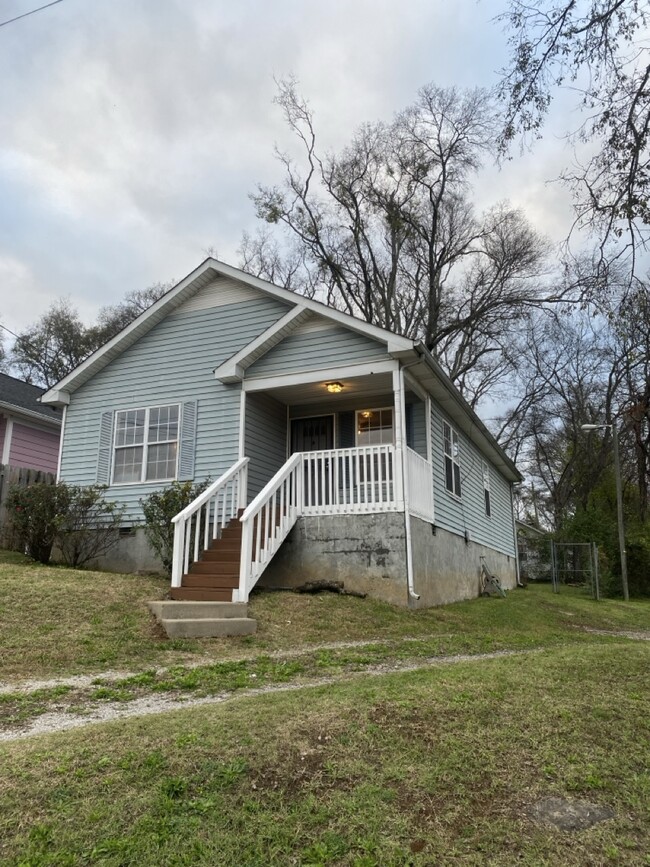 Porch and Driveway - 1836 Glade St