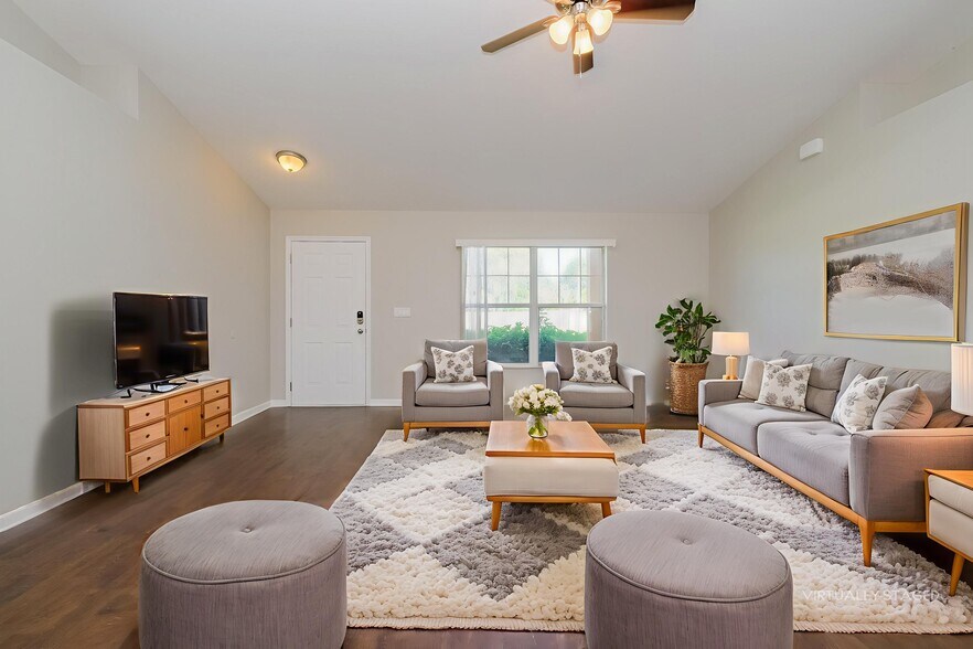 Building Photo - 1290 Godfrey Ave