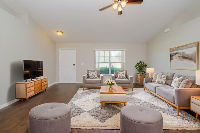 Building Photo - 1290 Godfrey Ave