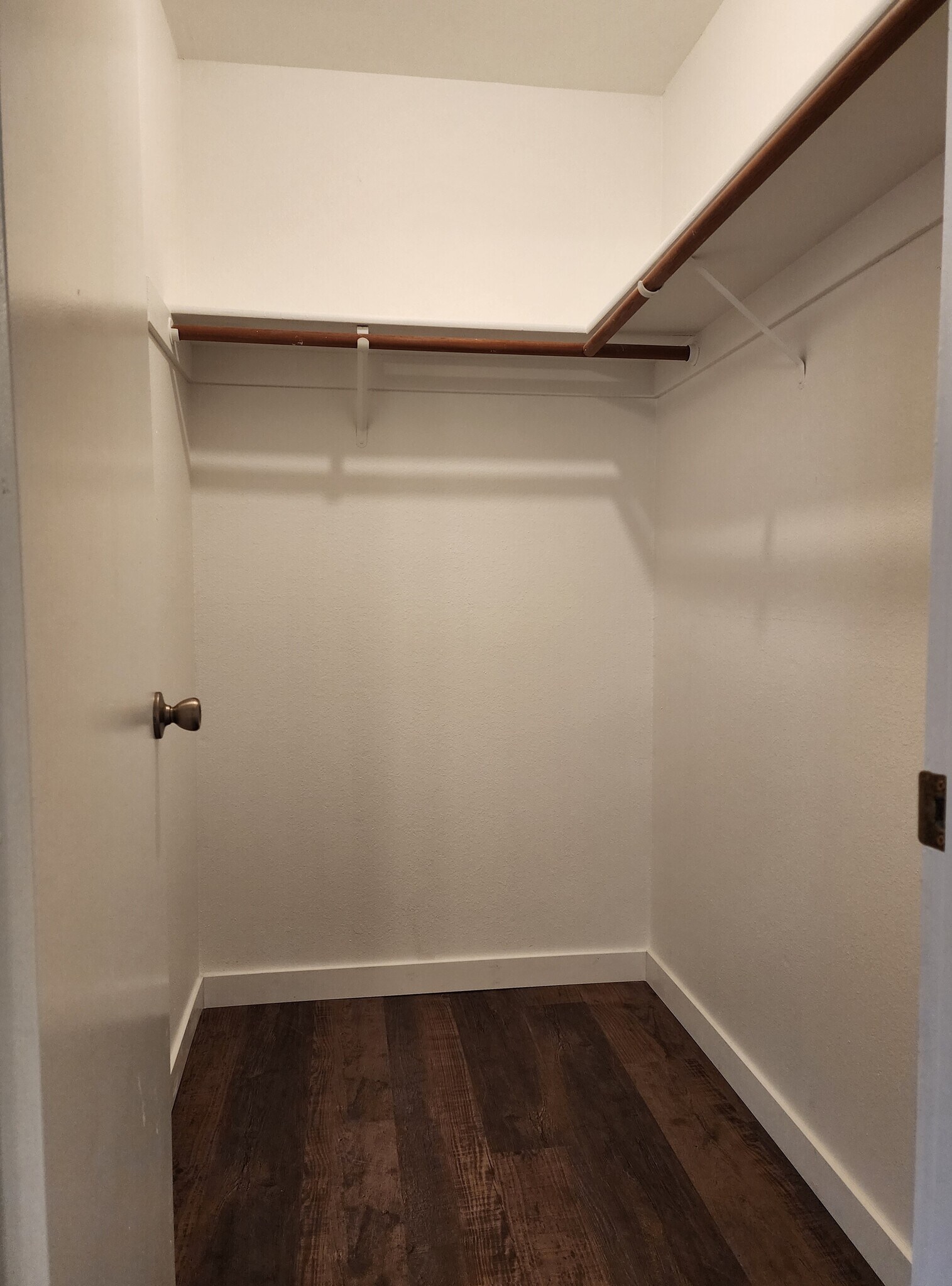 Master 4'x6' Walk-In Closet - 4617 N Charles Ave