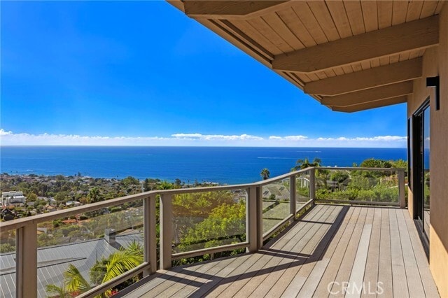 Building Photo - 1220 Anacapa Way