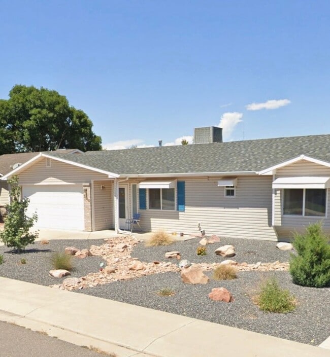 Building Photo - 3110 Palomino Way