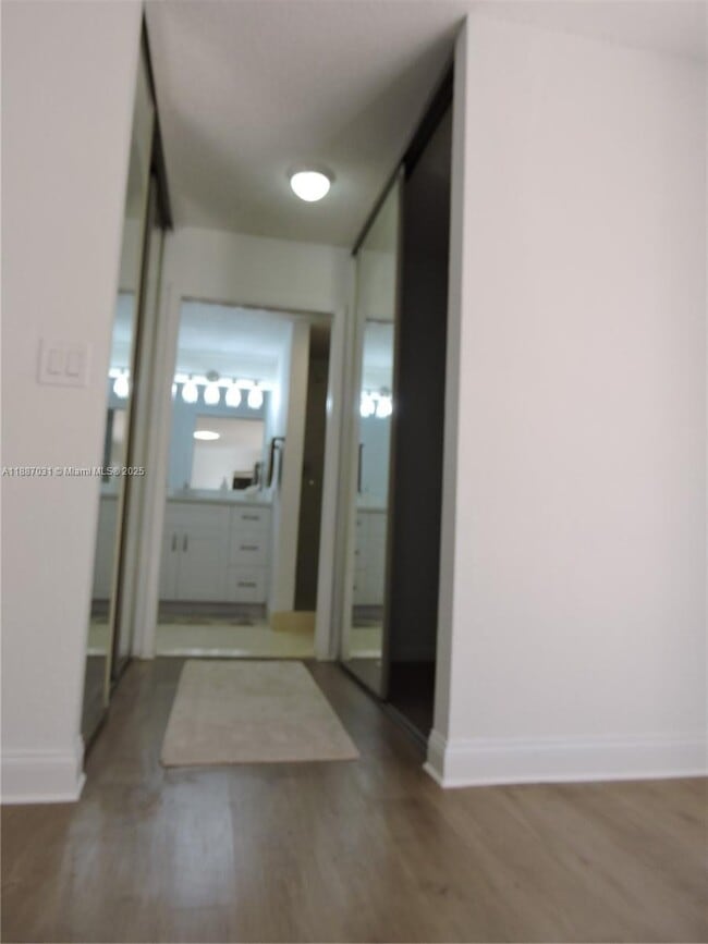 Building Photo - 1316 SW 118th Terrace