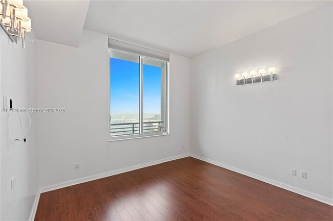 Building Photo - 335 S Biscayne Blvd