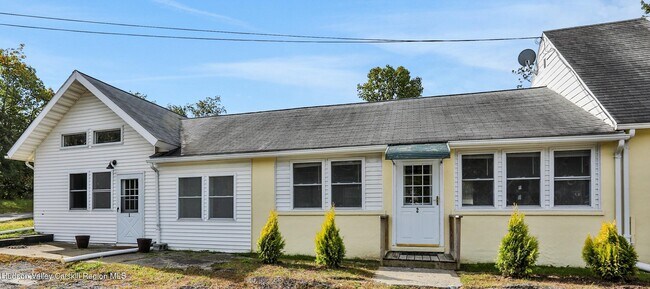 Building Photo - 1563-1567-1567 NY-28