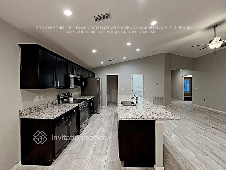 Building Photo - 3041 Grand Preserve Blvd