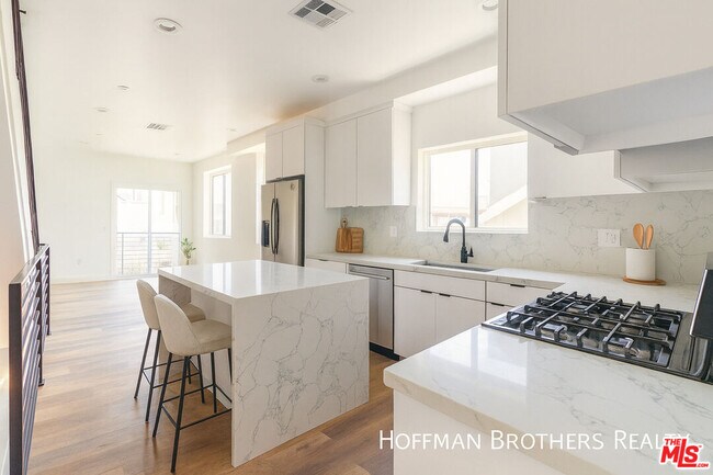 Building Photo - 4507 W 18th St