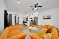 Building Photo - 4010 Dreyfus St