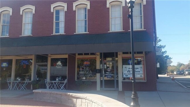 Building Photo - 6045 Capitol Knoll