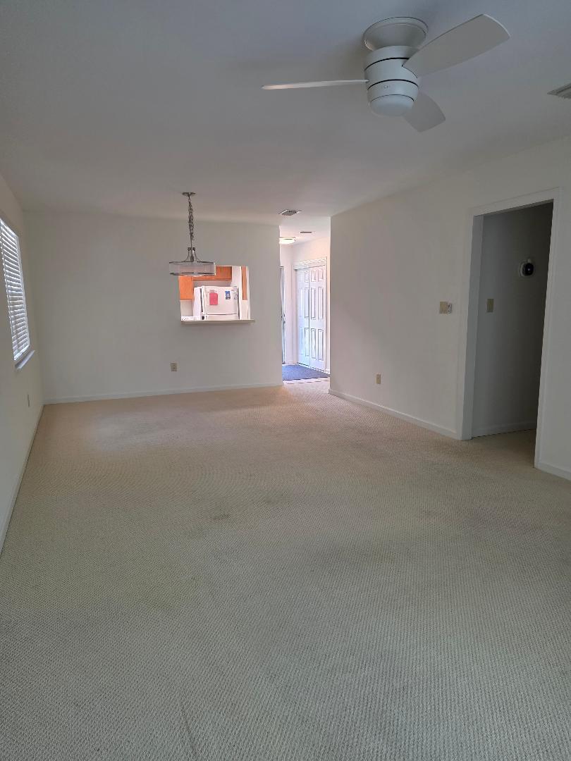 Building Photo - 6635 W Sweetbriar Trl