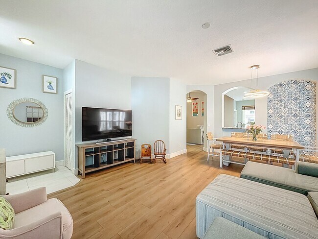 Building Photo - Gorgeous 3 bedroom 2 bath Single Family Home in Delray Beach