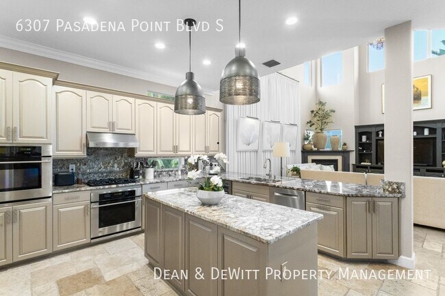 Building Photo - Fully Furnished LUXURY Home in Exclusive PYCC
