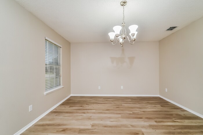 Building Photo - 113 Nighthawk Dr