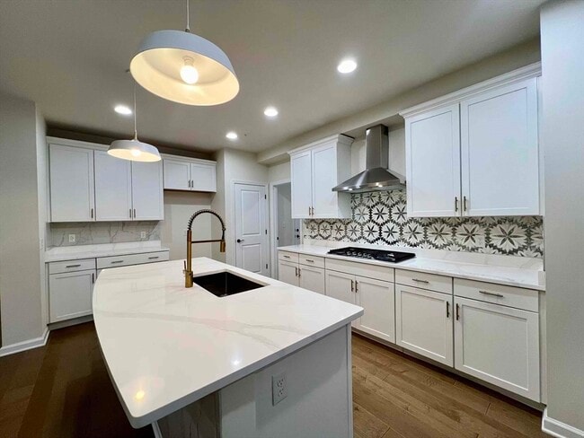 Building Photo - 3 Archer Dr