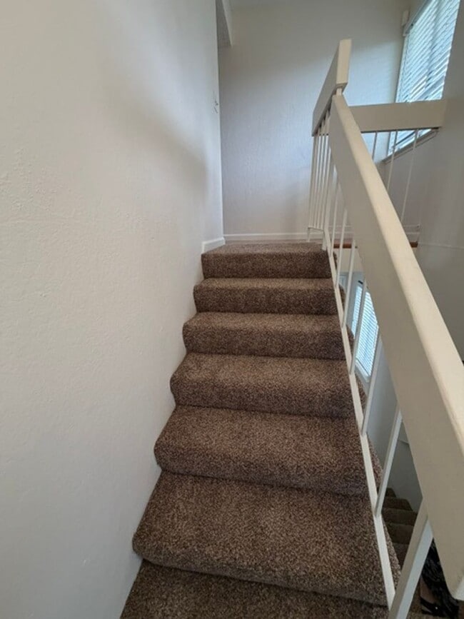 Building Photo - Beautiful 2 Bedroom and 2.5 Bathroom Condo $1,775.00