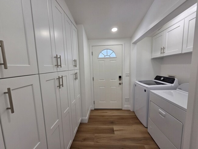 Building Photo - Beautifully remodeled 3 bed/2 bath Manufac...
