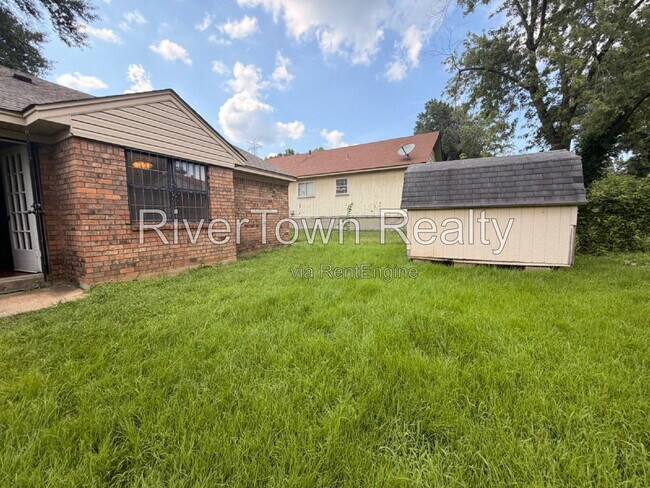 Building Photo - 4280 Mikewood Dr