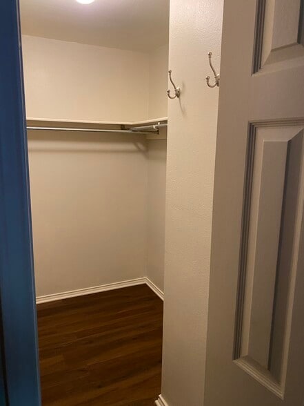 Walk in closet - 11610 Vance Jackson Rd