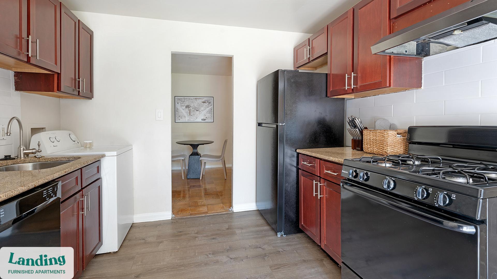 Building Photo - 6220 Springhill Dr