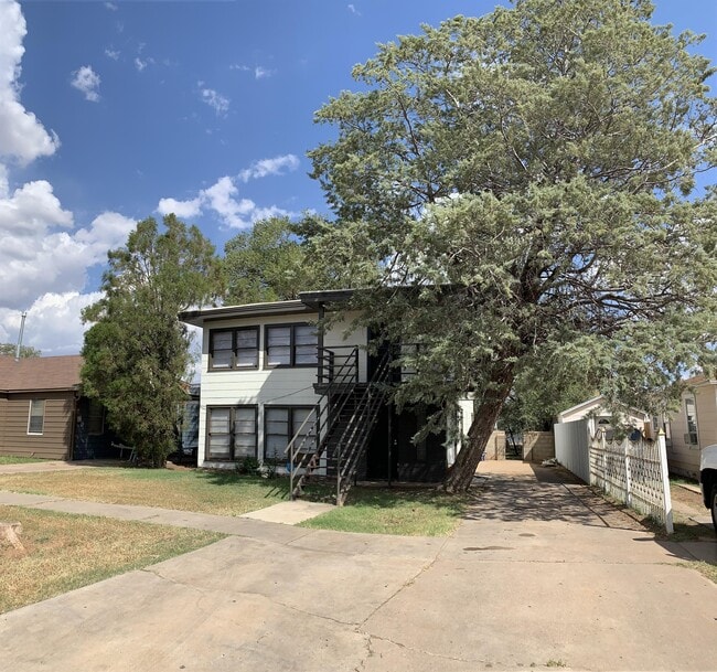 Building Photo - 1217 Ross St