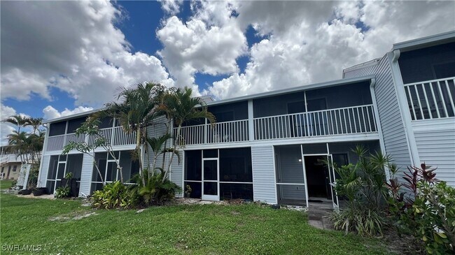 Building Photo - 13160 Kings Point Dr